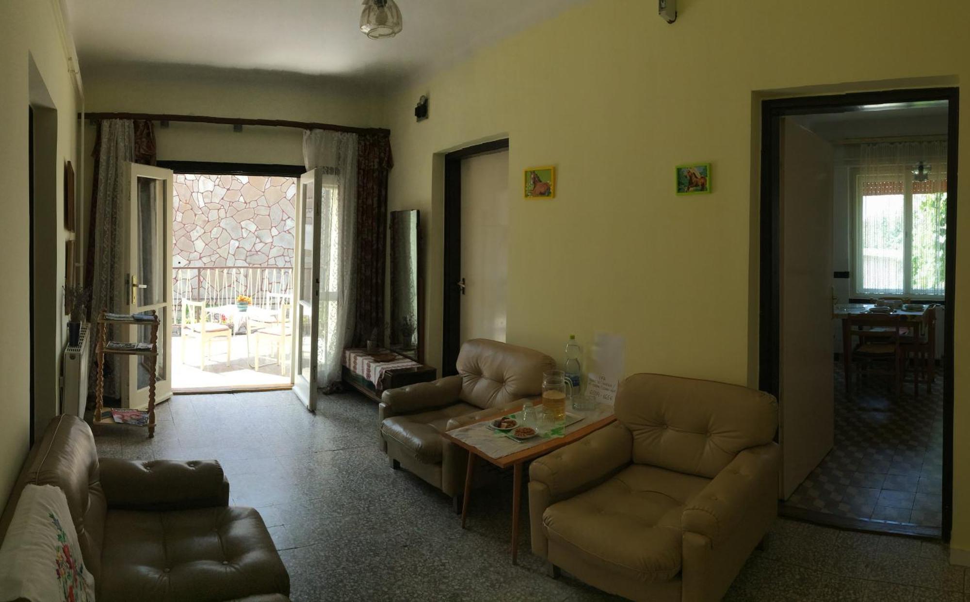 Nyarfa Apartment Keszthely Ngoại thất bức ảnh
